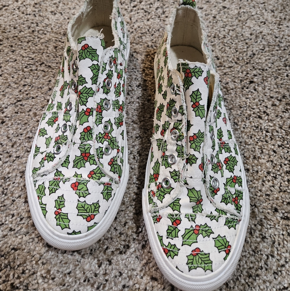 Holly tennis shoes